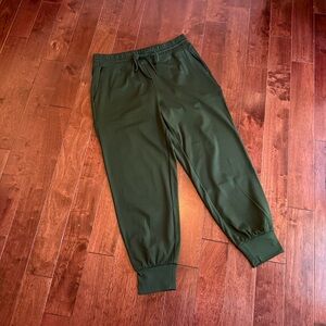 Lou & Grey Green Jogger Pants Medium